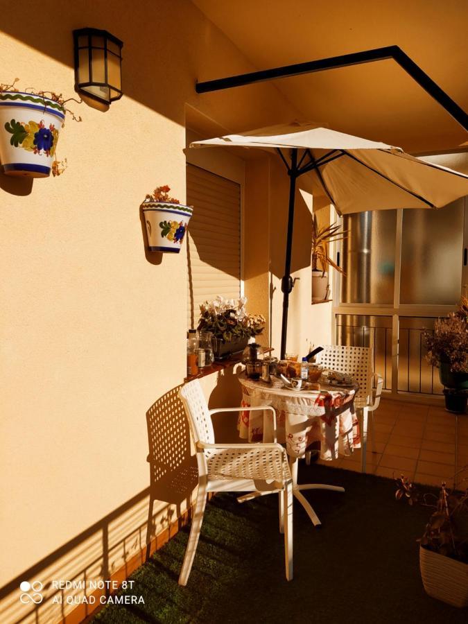 Gonzalo De Berceo 15 " Calidad-Sobrio" And " Free Private Parking " Apartamento Logroño Exterior foto